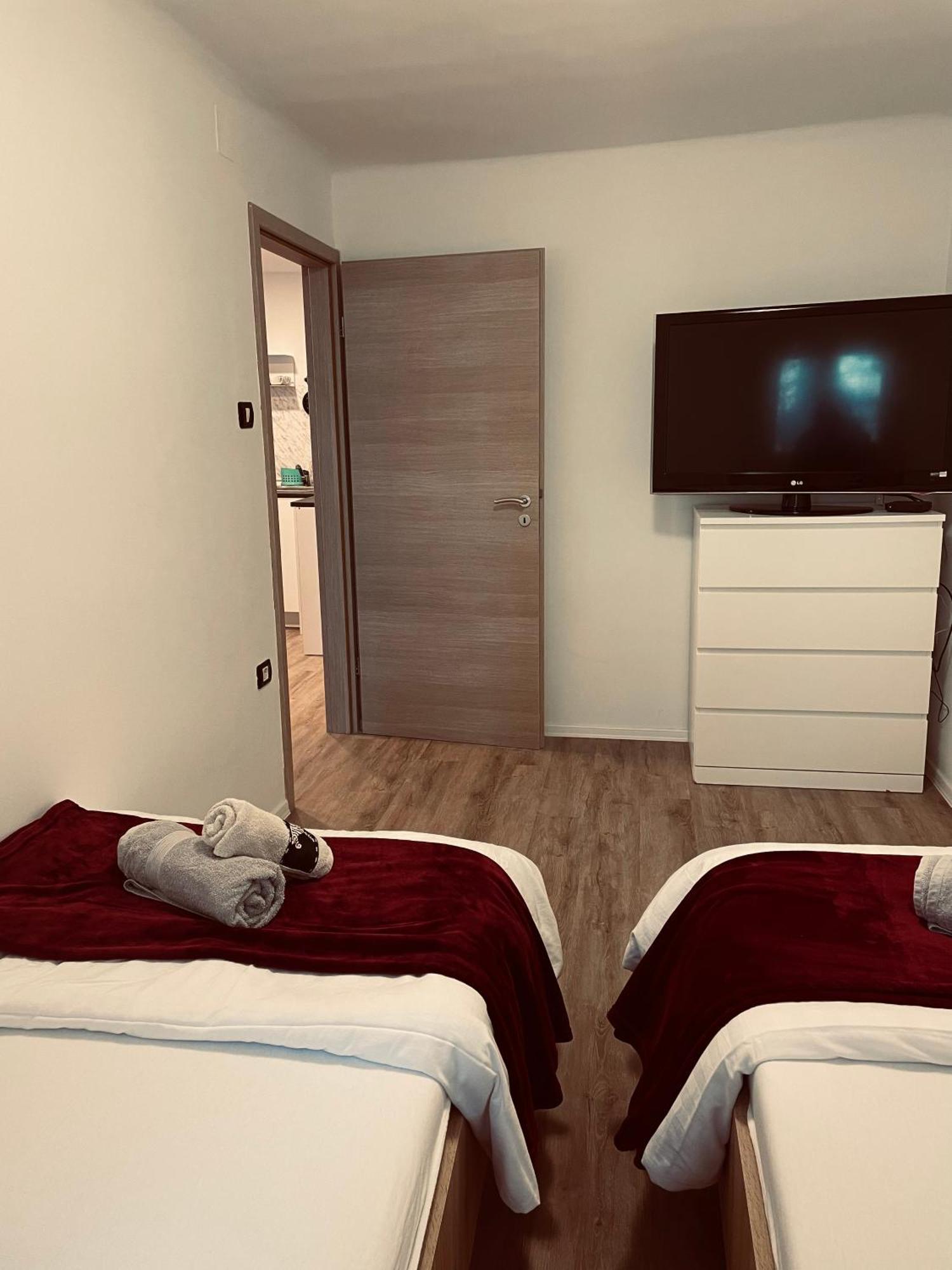 Apartments Nina Koper Bagian luar foto